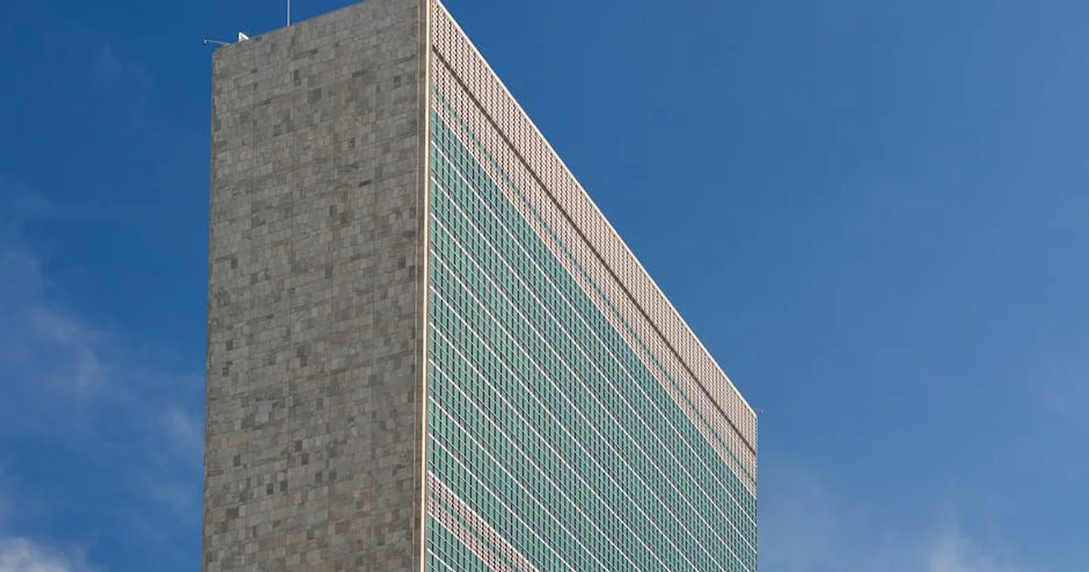 ONU debate por primera vez definir 'género' solo como hombre y mujer: ¿qué implica?