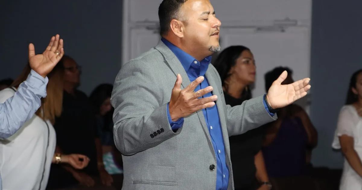 El Corazón del Pastor: Guiando, Protegiendo y Cuidando a la Comunidad de Fe