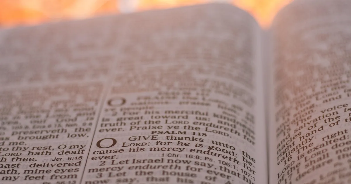 Salmo 91: Tu Refugio en la Batalla Espiritual Diaria