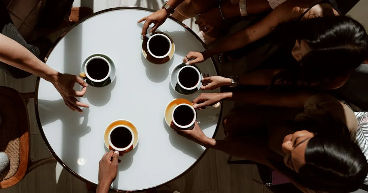 Building Christian Community: Practical Steps for Church Life Today