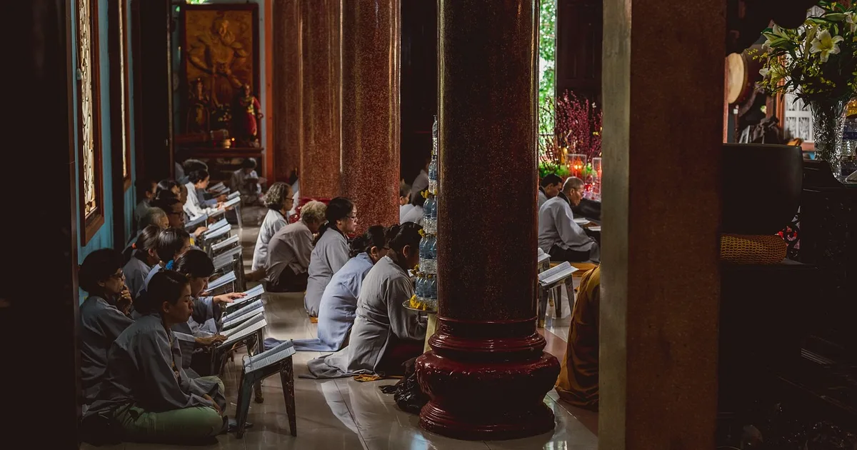 Shepherding Online: Wise Ministry in the Digital Age