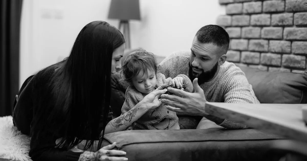 Cimientos de fe: Fortaleciendo a los niños con valores espirituales