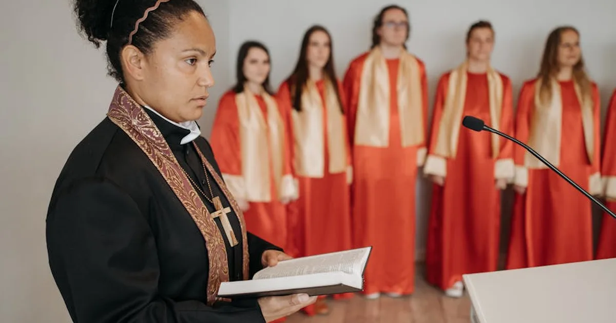 Un Duelo que Conmueve a la Comunidad de Fe: Recordando a la Cantante Carolina Beatriz