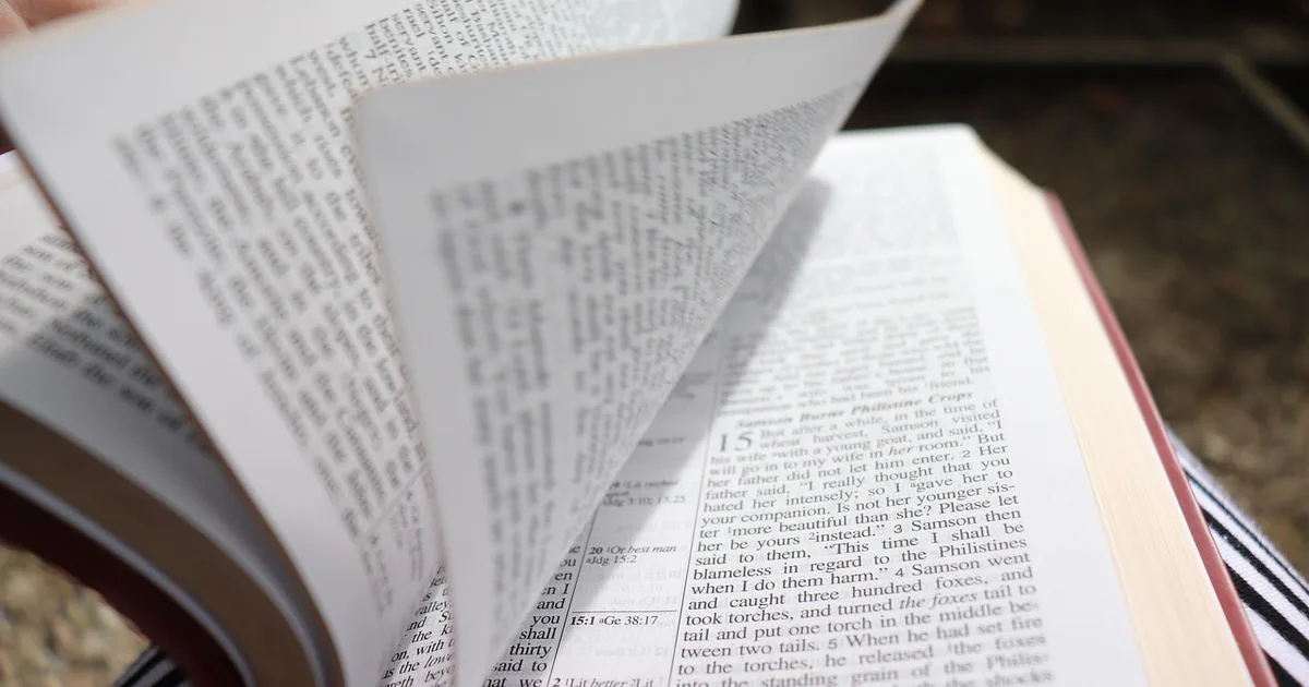 Daily Bible Reading: How God's Word Can Transform Your Routine