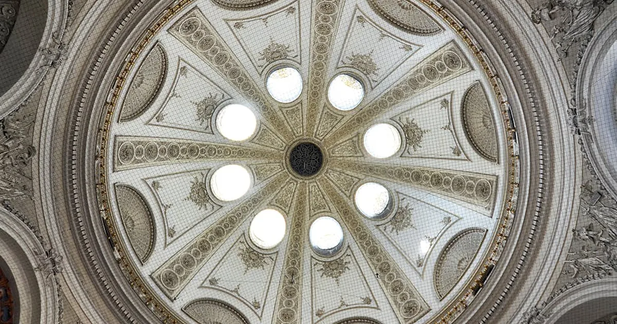 Sacerdote en Viena genera debate sobre el celibato: ¿qué dice la Biblia?