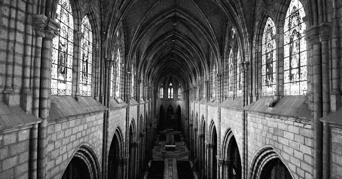 Arquitectura gótica: ventanas al cielo que despiertan la fe