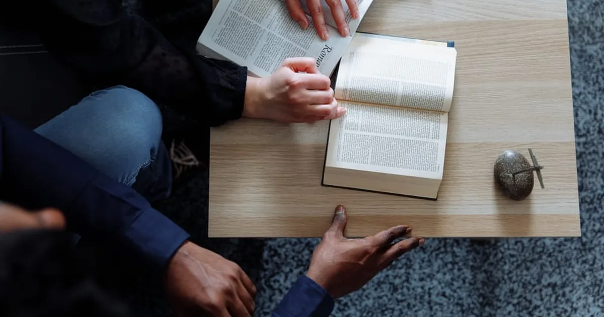Fe en la Era Digital: Cómo la Espiritualidad Transforma tu Vida Cotidiana