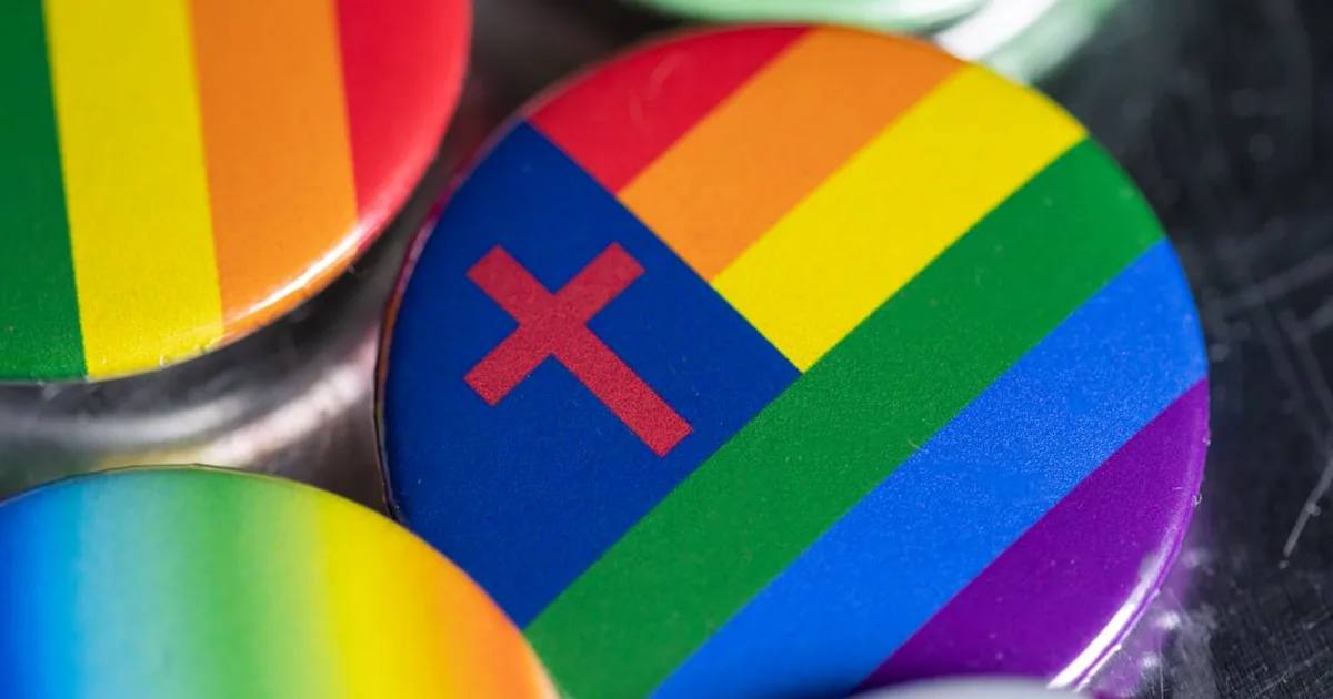 Acompañamiento pastoral a personas homosexuales: tensiones en la Iglesia