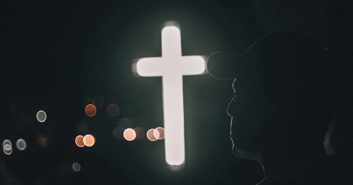 Leão XIV e a Arcebispa Mullally: Avanços na Unidade Anglicano-Católica
