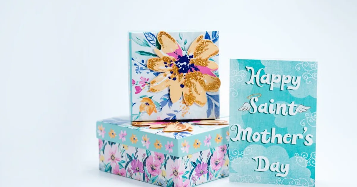 Regalos con corazón para el Día de las Madres: ideas que honran su amor y su fe
