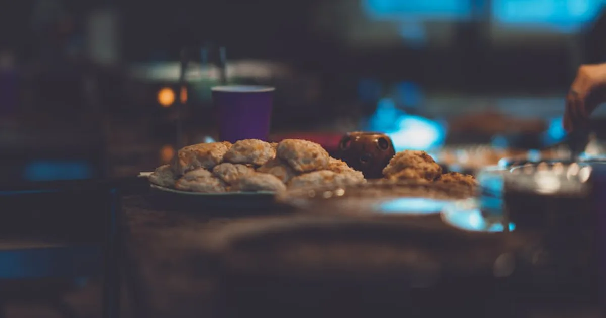 La Hora de Emaús: Cómo compartir una comida puede transformar tu fe