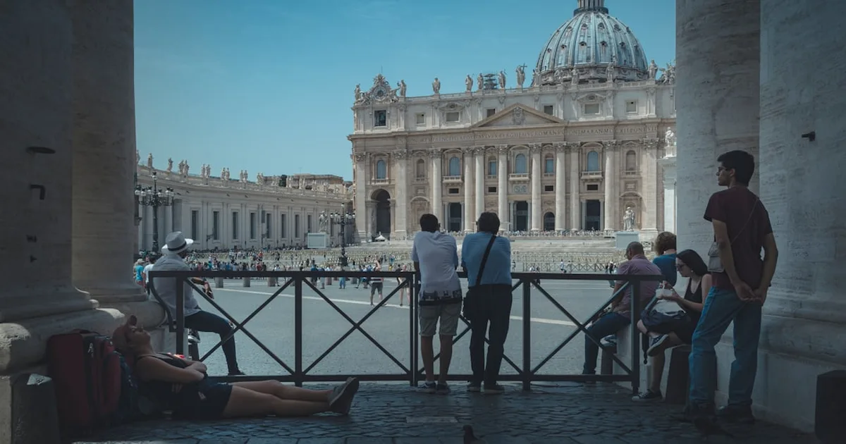O Primeiro Ano do Papa Leão XIV: Sinais de um Pontificado de Paz e Unidade
