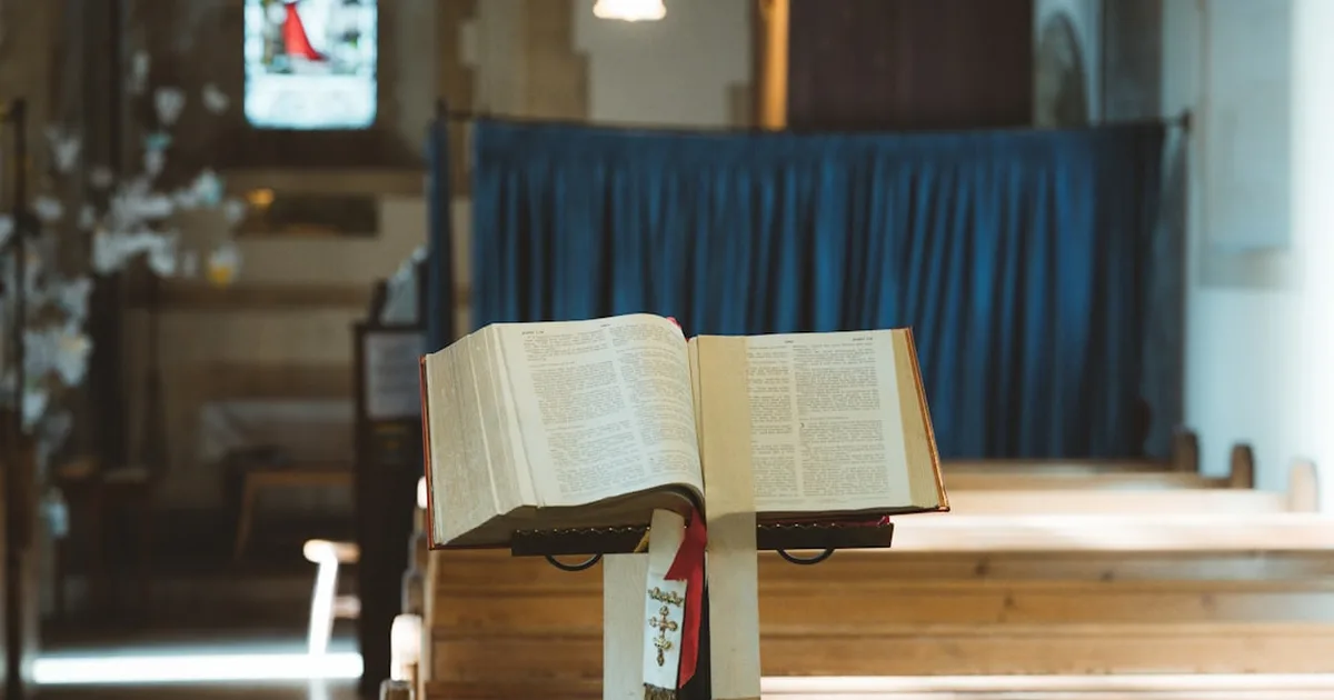 Glaube als Anker in einer unsicheren Welt: Anselm Grün im Gespräch