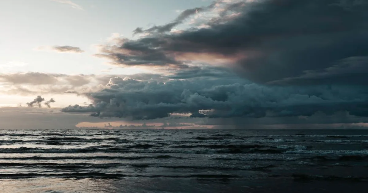 Significado bíblico de soñar con tormenta: ¿Qué dice la Palabra de Dios?