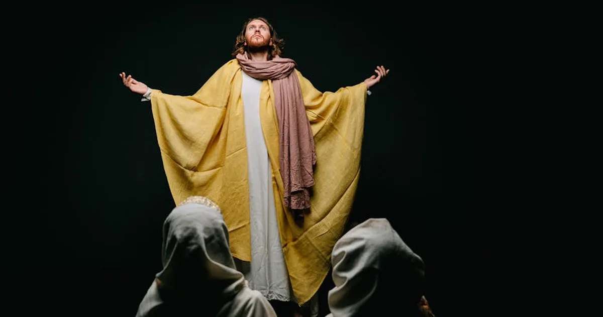 The Emmaus Journey: Recognizing Christ in Daily Moments