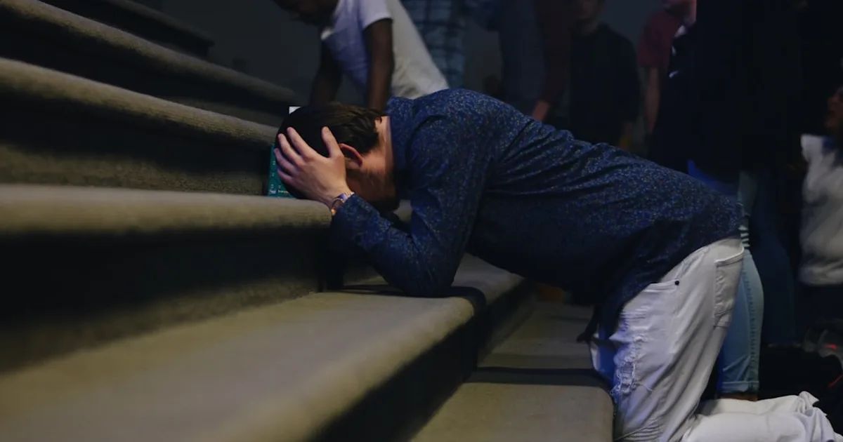 Jovens e Tradição: Como a Liturgia Ancestral Conecta Novas Gerações com Deus