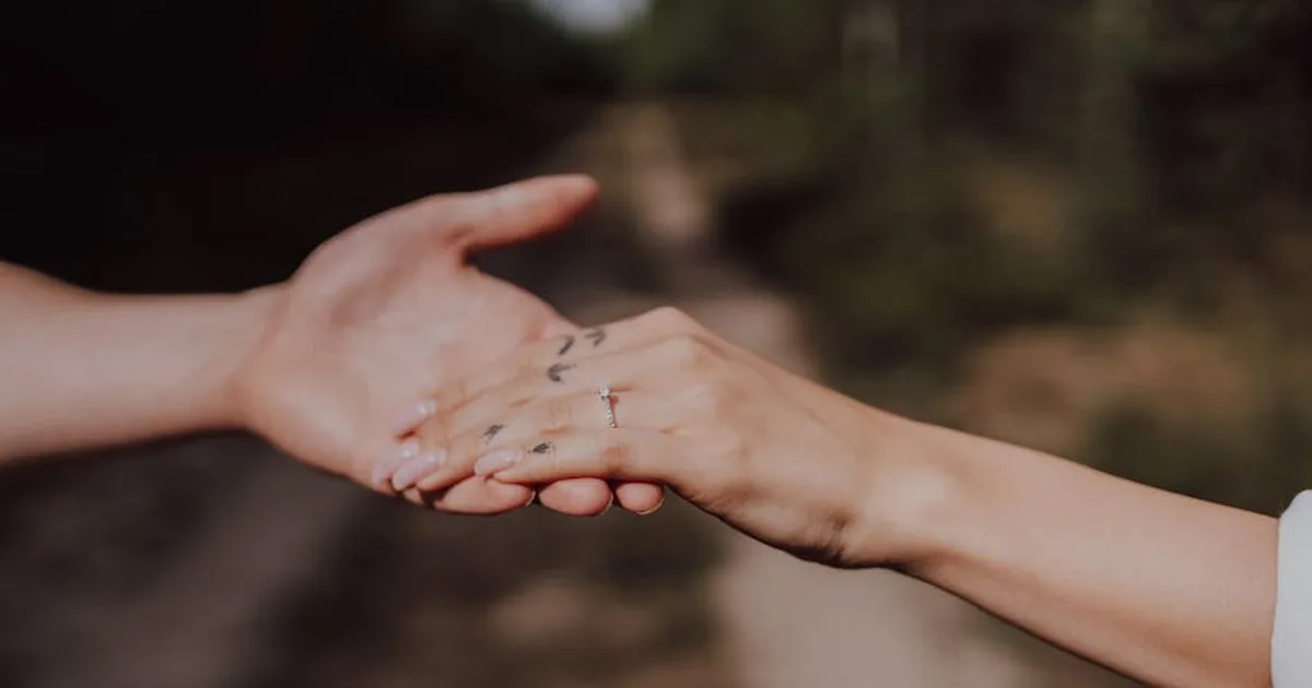 Cultivando corazones fieles: Un llamado a honrar el diseño divino del matrimonio