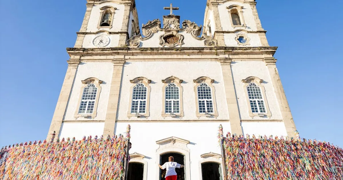 Reflexão Cristã: Como Discernir os Sinais Espirituais na Cultura Contemporânea