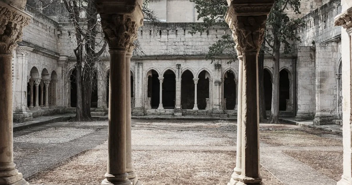 Esperança em meio às mudanças: A Igreja que segue em frente com fé