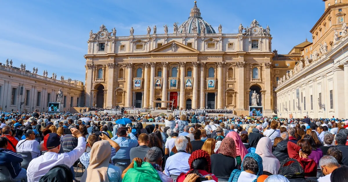 Papst Leo XIV: Das Gebet als Samen des Friedens in einer verwundeten Welt