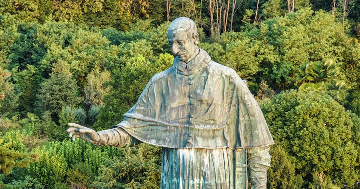 The Quiet Giant of the Confessional: How a Humble Friar Changed Lives