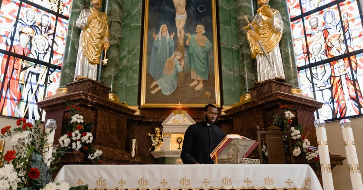 Santo Domingo de Guzmán: El predicador que encendió la luz del Evangelio
