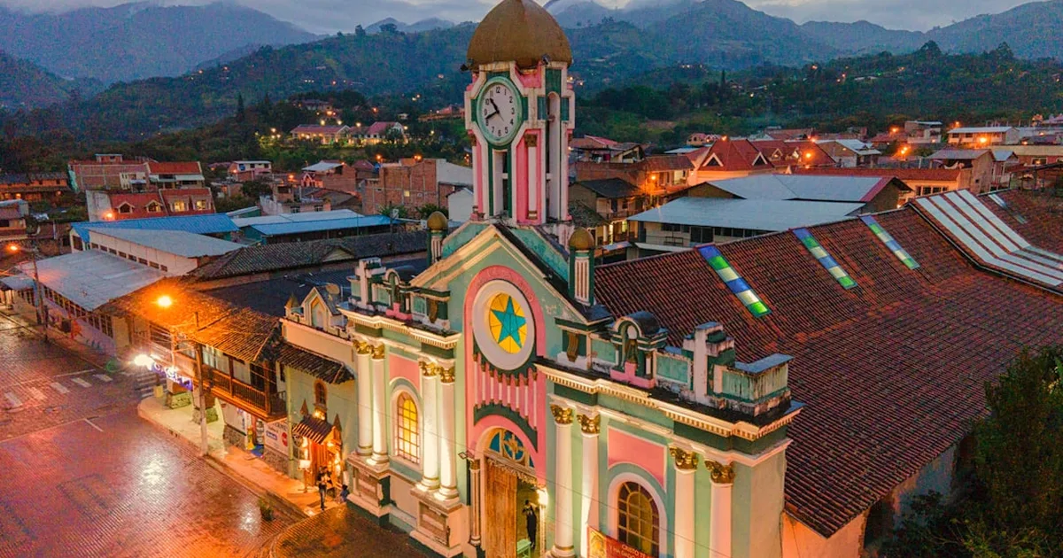 O Fogo do Espírito Santo na Juventude: Como Discernir a Voz de Deus em Tempos de Distração