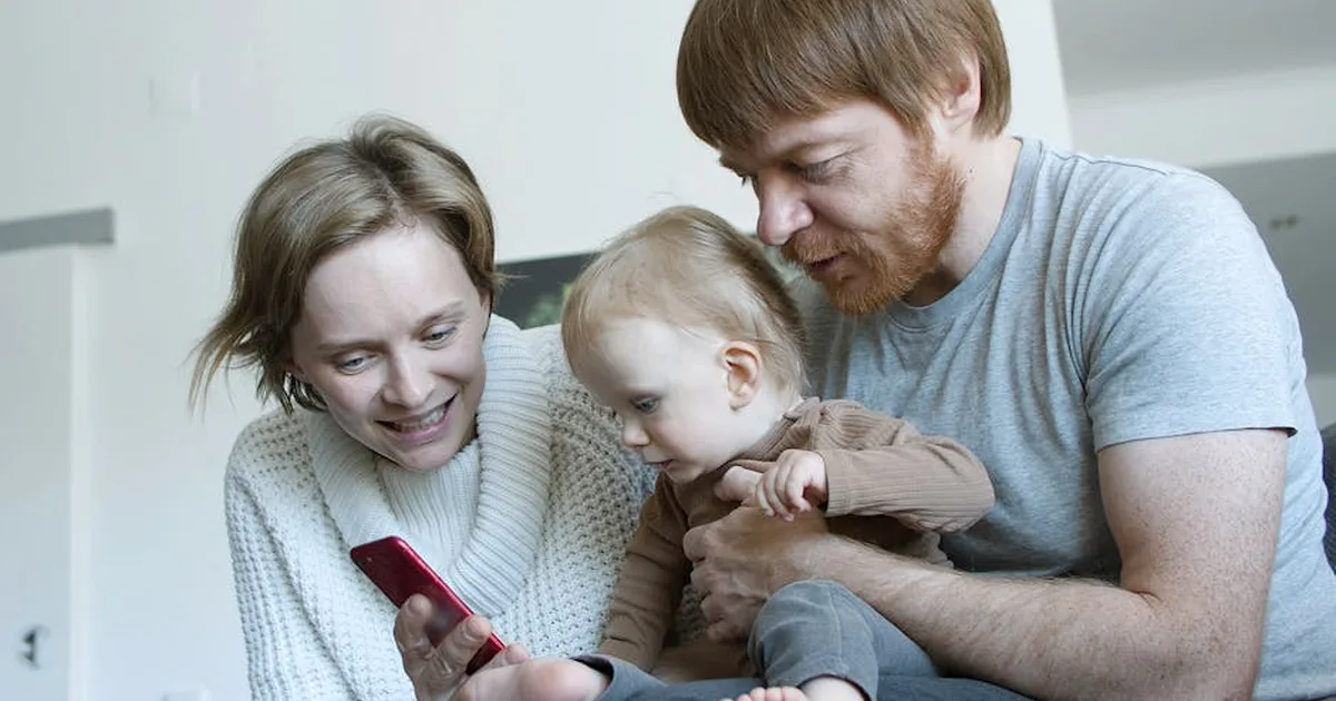 Nuevo servicio telefónico bloquea contenido inapropiado: ¿una ayuda para familias cristianas?