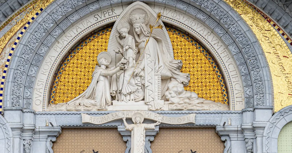 Pope León XIV's Historic Prayer Gathering at Angola's Muxima Shrine