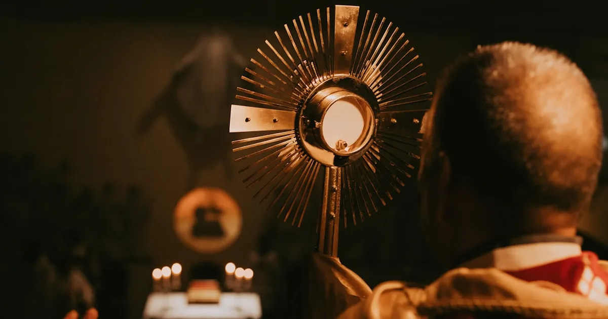 Lis Avancini lancia una canzone pop cristiana: La fede che supera ogni comprensione