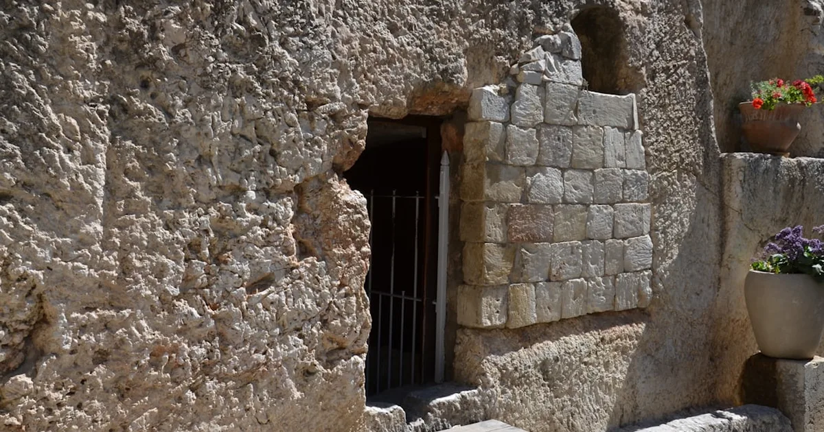 Devocional sobre Pascua: Renueva tu fe en la resurrección de Cristo