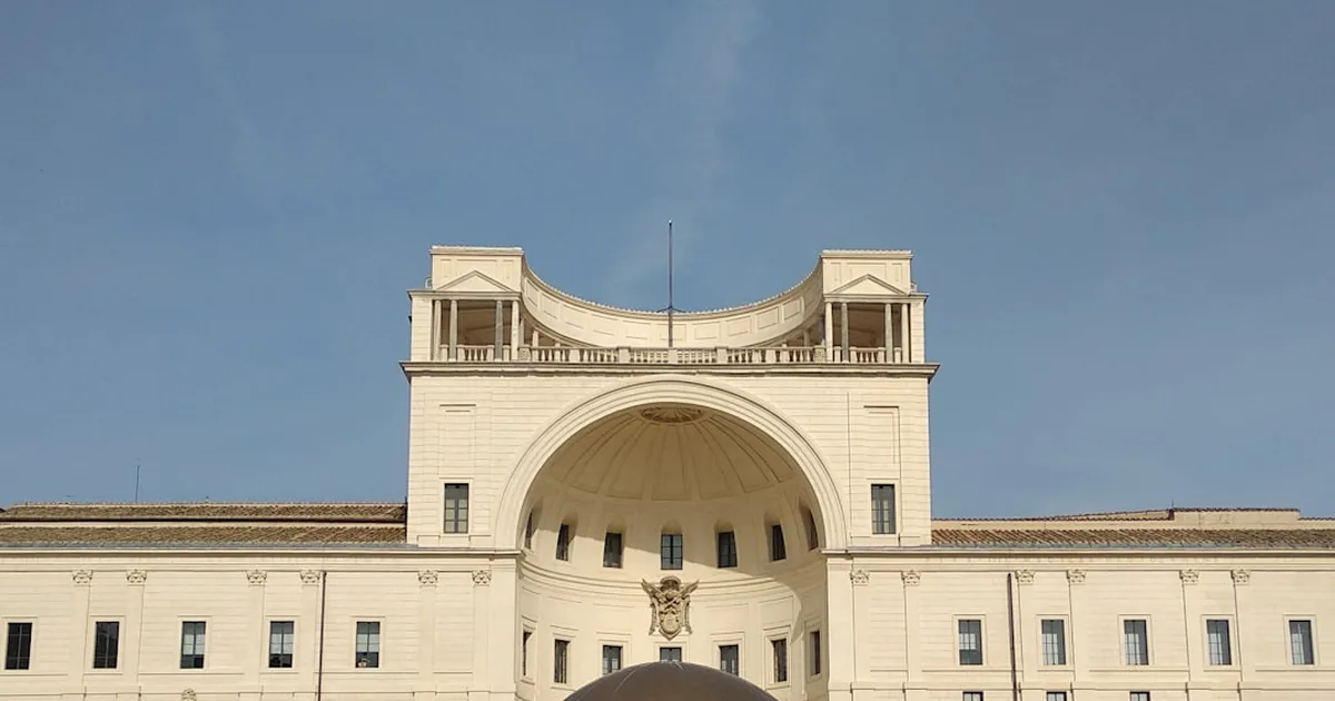 Processo Becciu: le difese chiedono la nullità definitiva