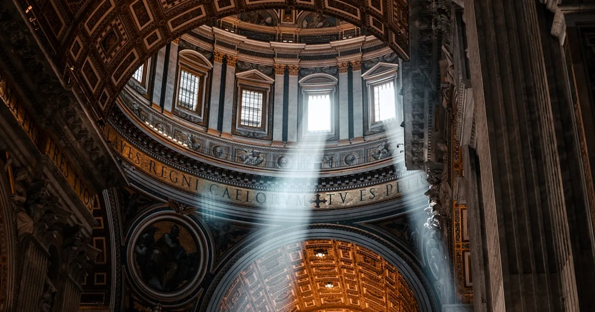 Leone XIV e la sfida dell'IA: l'antropologia cristiana per un futuro umano