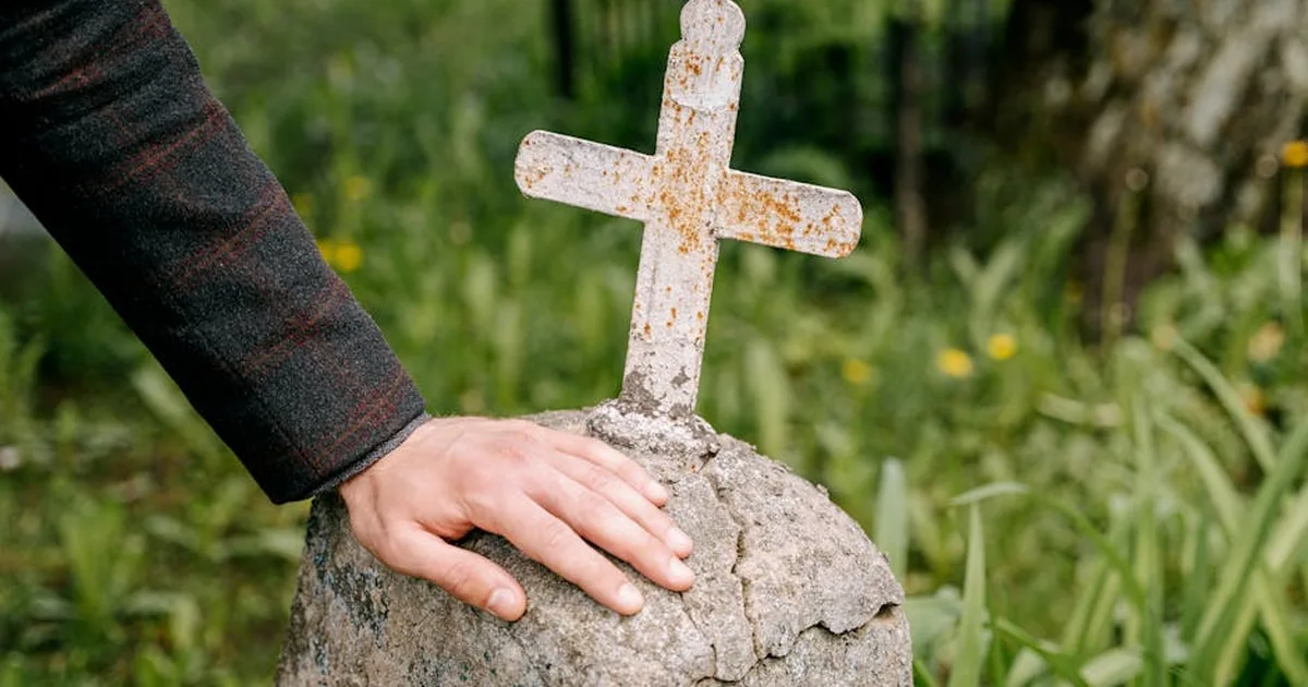 Sacred Symbols in Times of Tension: A Christian Perspective on Respect and Reconciliation