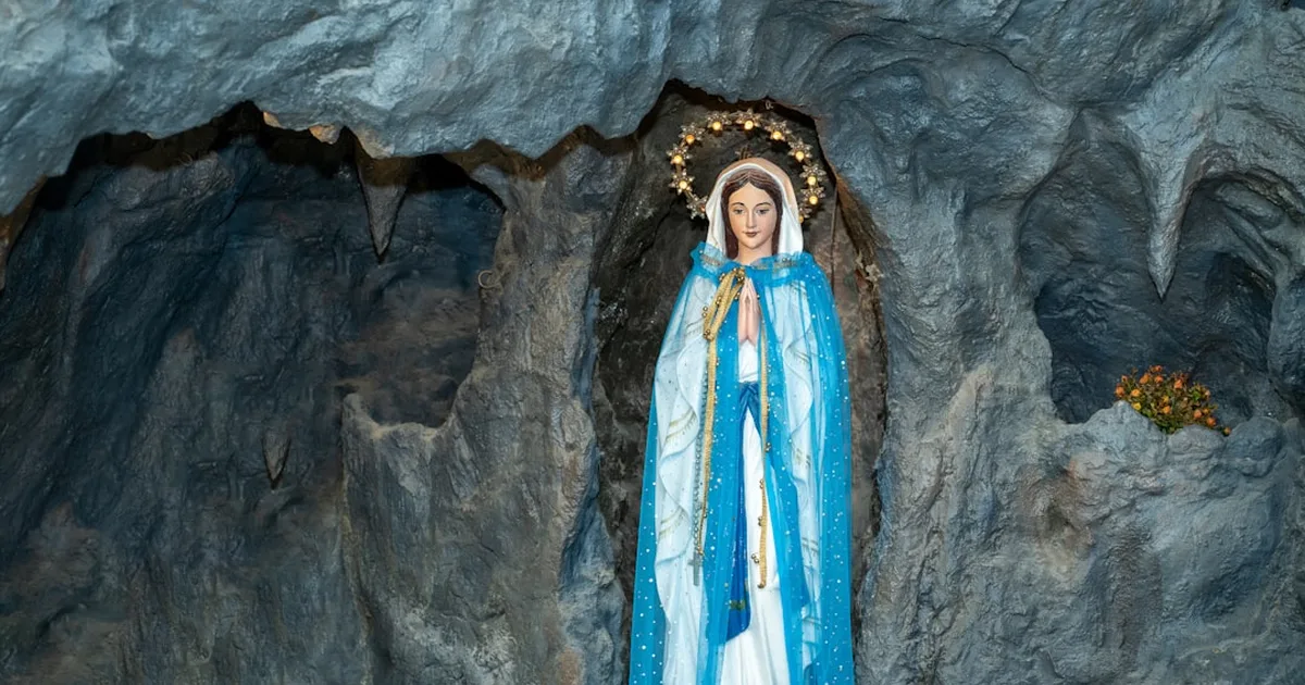 Bernadette of Lourdes: A Journey of Simple Faith That Still Speaks to Us