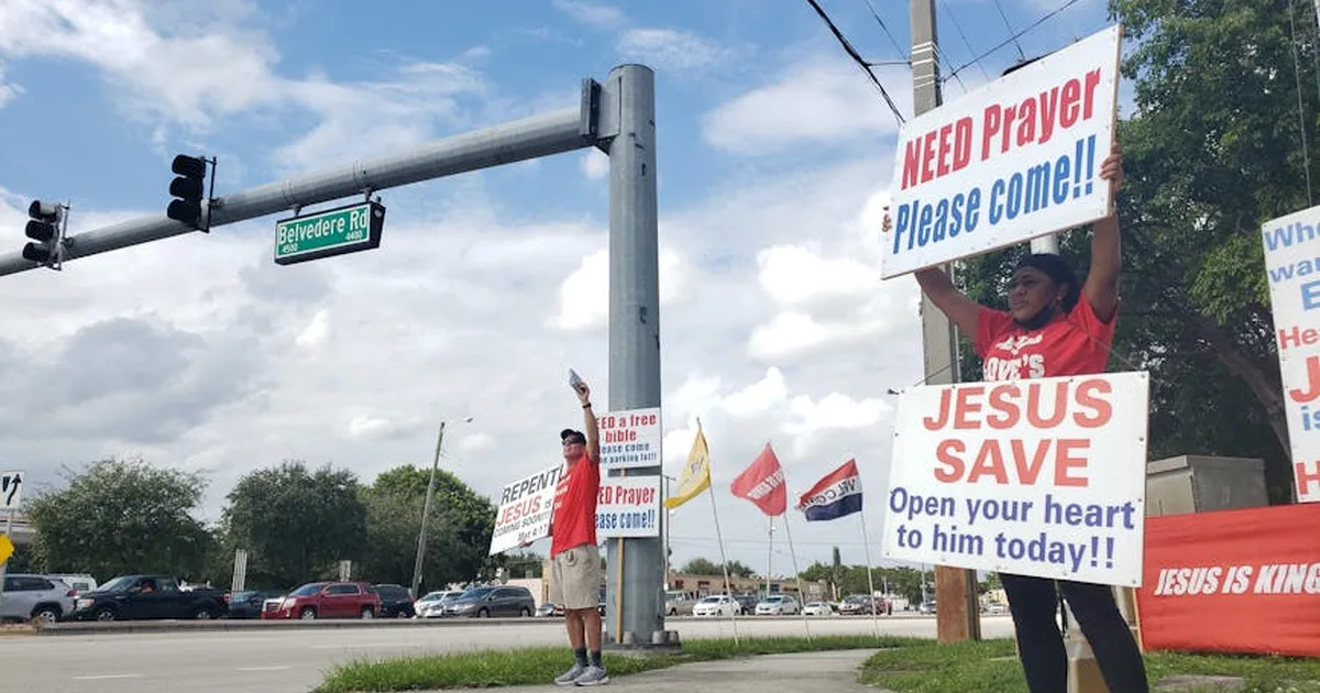 La hospitalidad cristiana en Florida: Un llamado pastoral para nuestras comunidades
