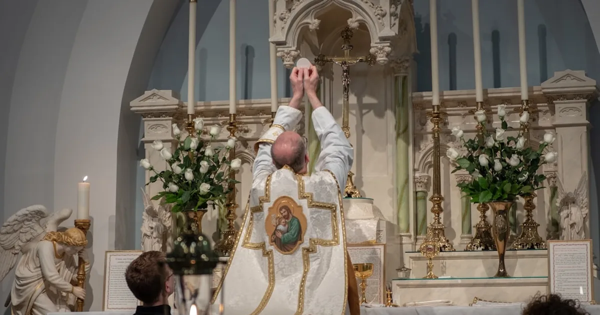 Uma Nova Trajetória: Desafios e Esperanças da Igreja com o Papa Leão XIV
