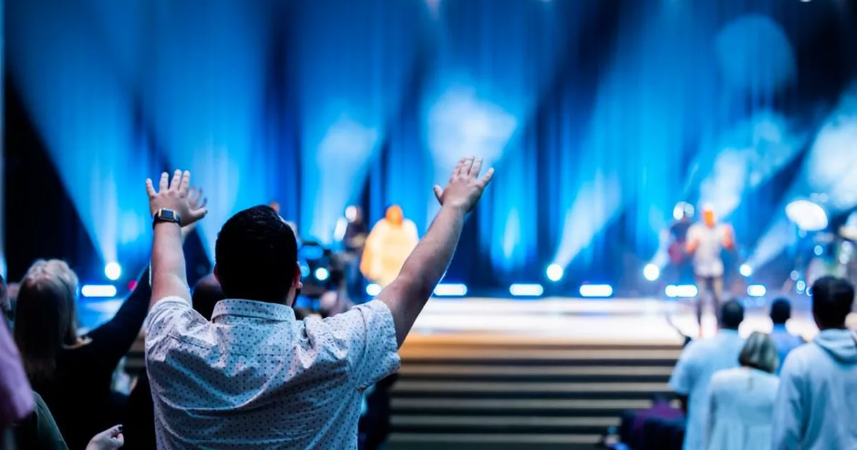 Evangélico, Bautista o Pentecostal: ¿Cuál es la Diferencia?