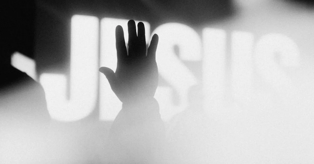 Una paz que trasciende las tormentas: reflexión del evangelio