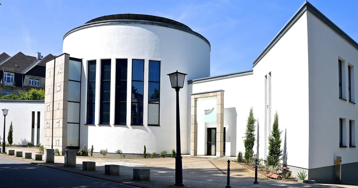 Brücken bauen: Christlich-jüdische Zusammenarbeit als gelebte Nächstenliebe