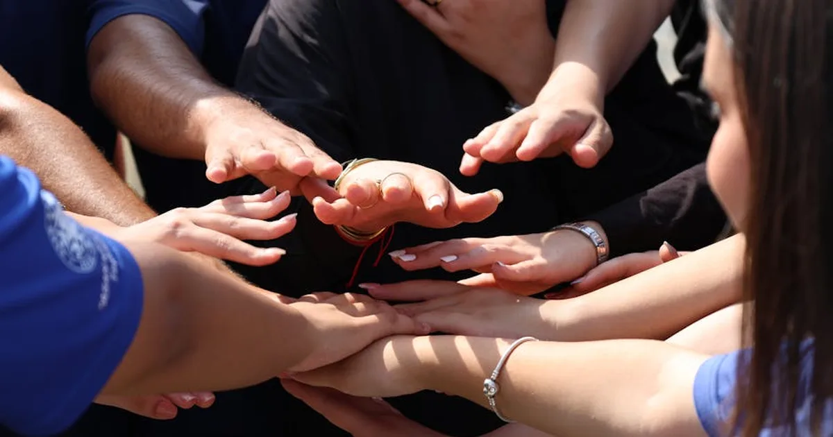 Serve with Love: A Devotional on Finding Joy in Helping Others
