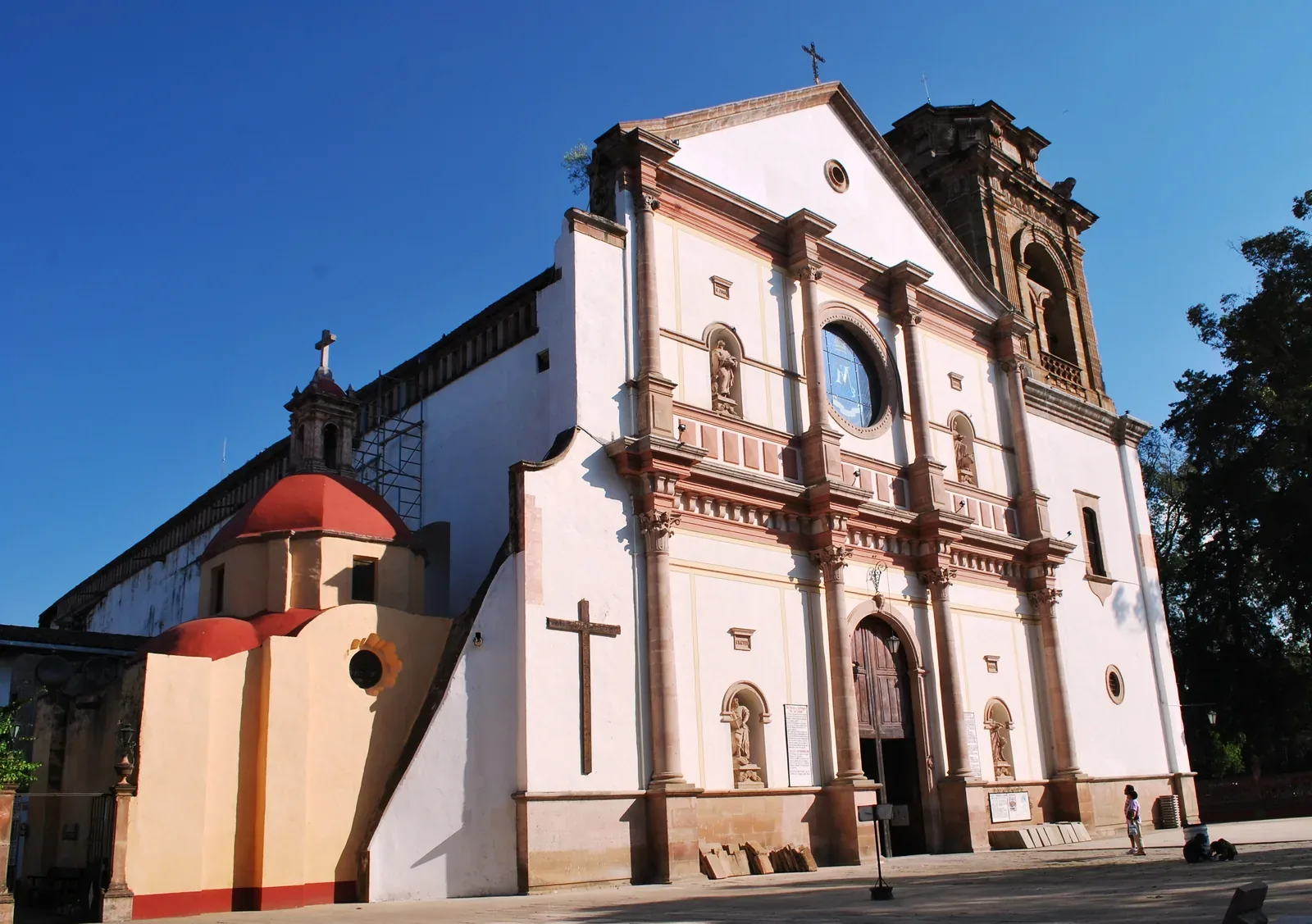 Basílica de Nuestra Señora de la Salud — Facade of the Basilica of Nuestra Señora de la Salud in Patzcuaro, Michoacan