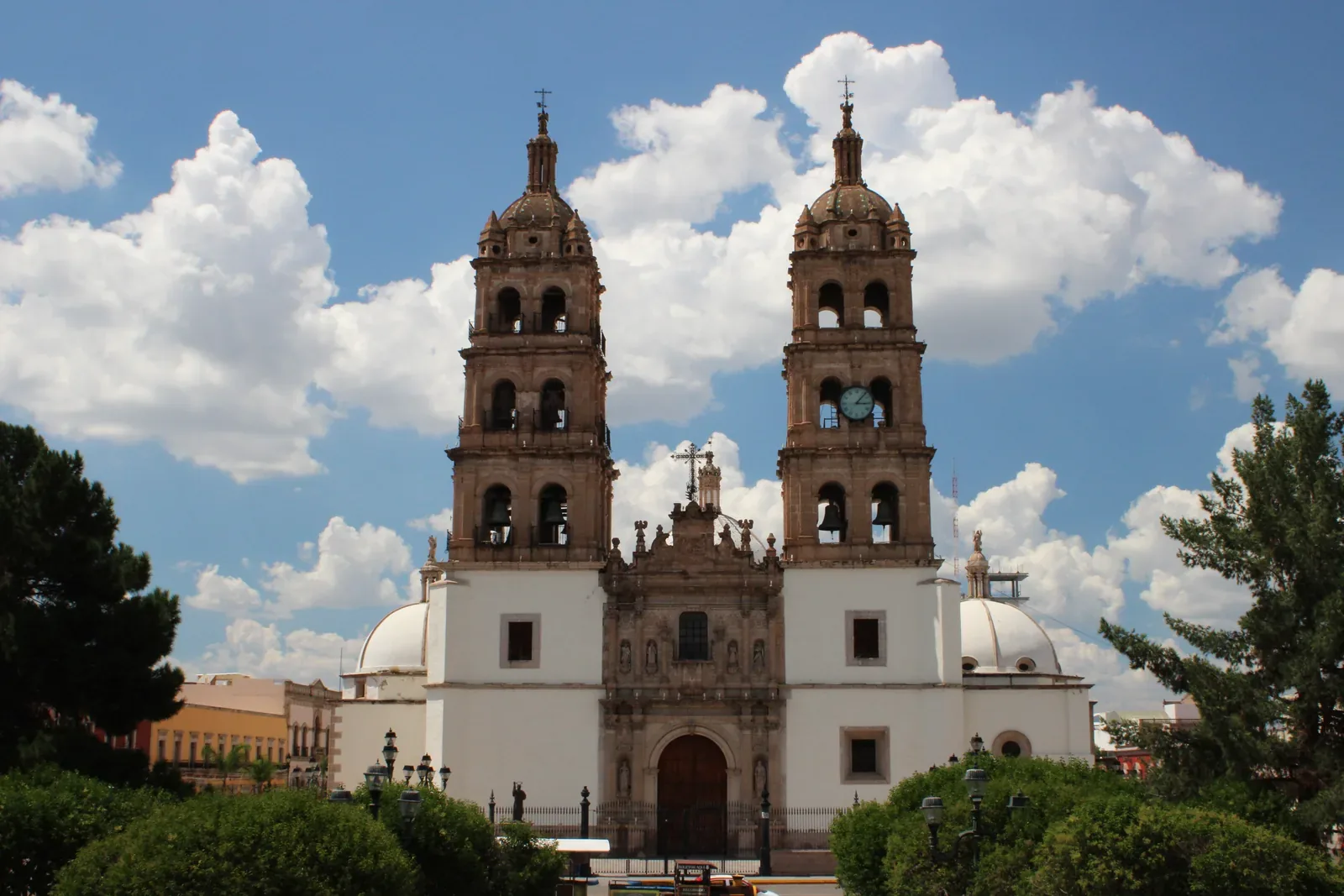 Catedral Basílica Menor de la Inmaculada Concepción — La catedral de Durango es una basílica menor y sede de la arquidiócesis de Durango.