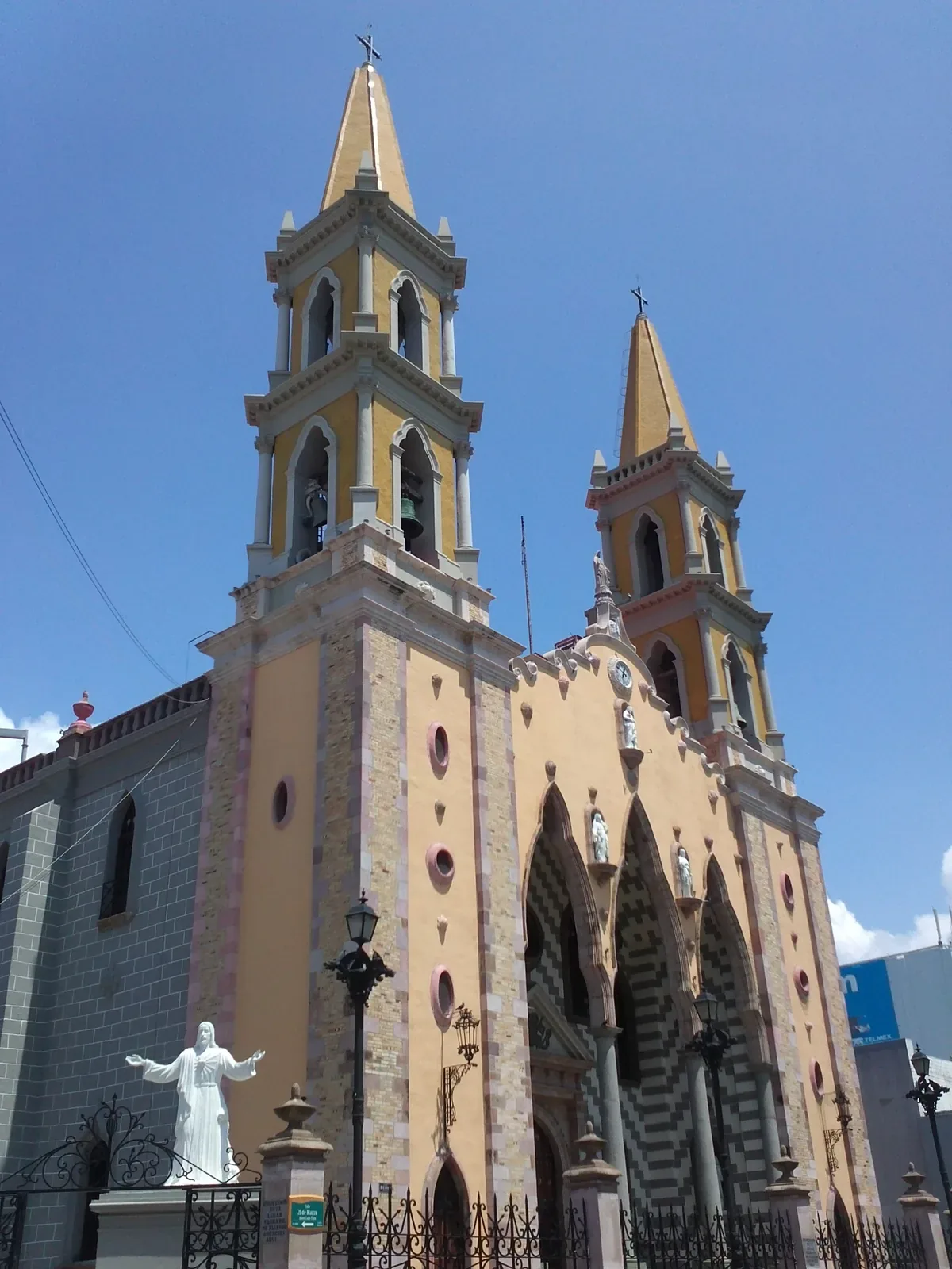 Catedral Basílica de la Inmaculada Concepción — This is a photo of a monument in Mexico, identified by ID
