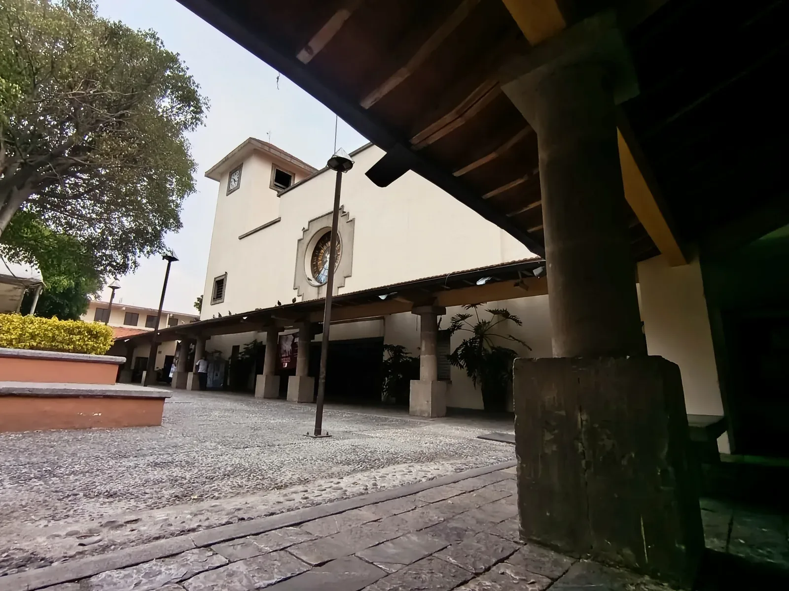 Catedral de Nezahualcóyotl (Jesús, Señor de la Misericordia) — Catedral de Nezahualcóyotl Señor de la Misericordia. Ciudad Neza, Estado de México.