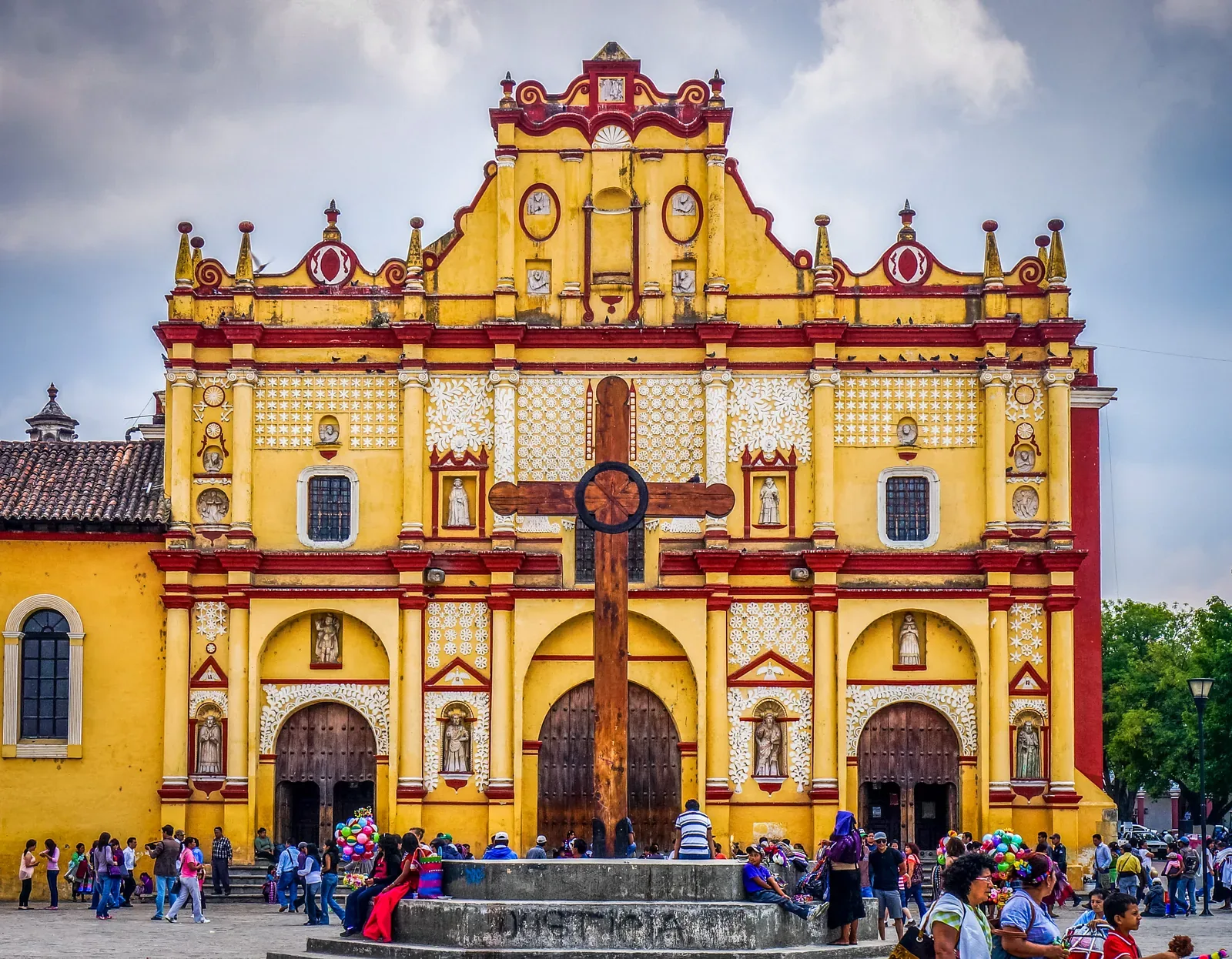 Catedral de San Cristóbal de las Casas — This is a photo of a monument in Mexico, identified by ID