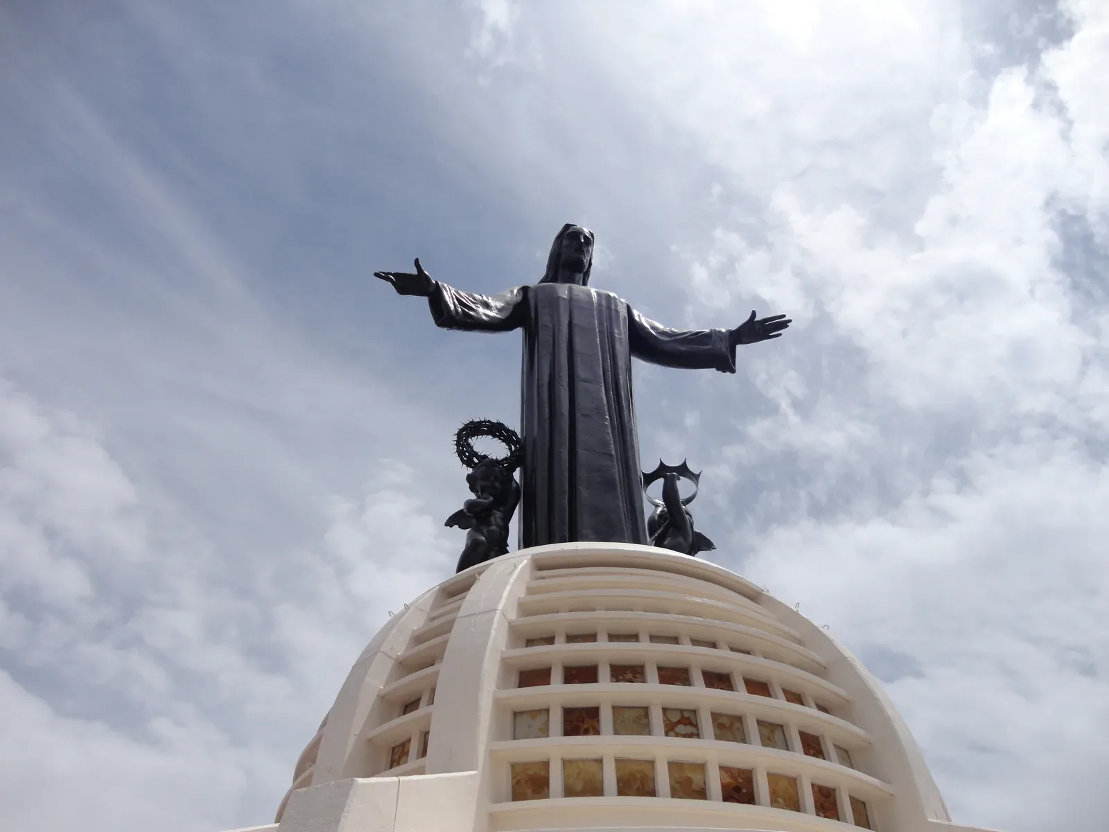 Santuario de Cristo Rey, Cerro del Cubilete — Cristo Rey - Cerro del Cubilete - Silao, Guanajuato, México.