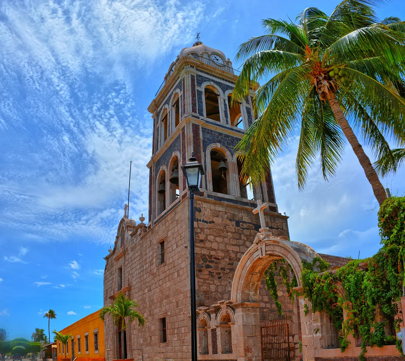 Misión de Nuestra Señora de Loreto Conchó — Loreto, Mexico 2014 Legend and history confirms that Father Juan Maria de Salvatierra with very few resources and in the company of a few men did so in 150 years no one before him had done, the coloni
