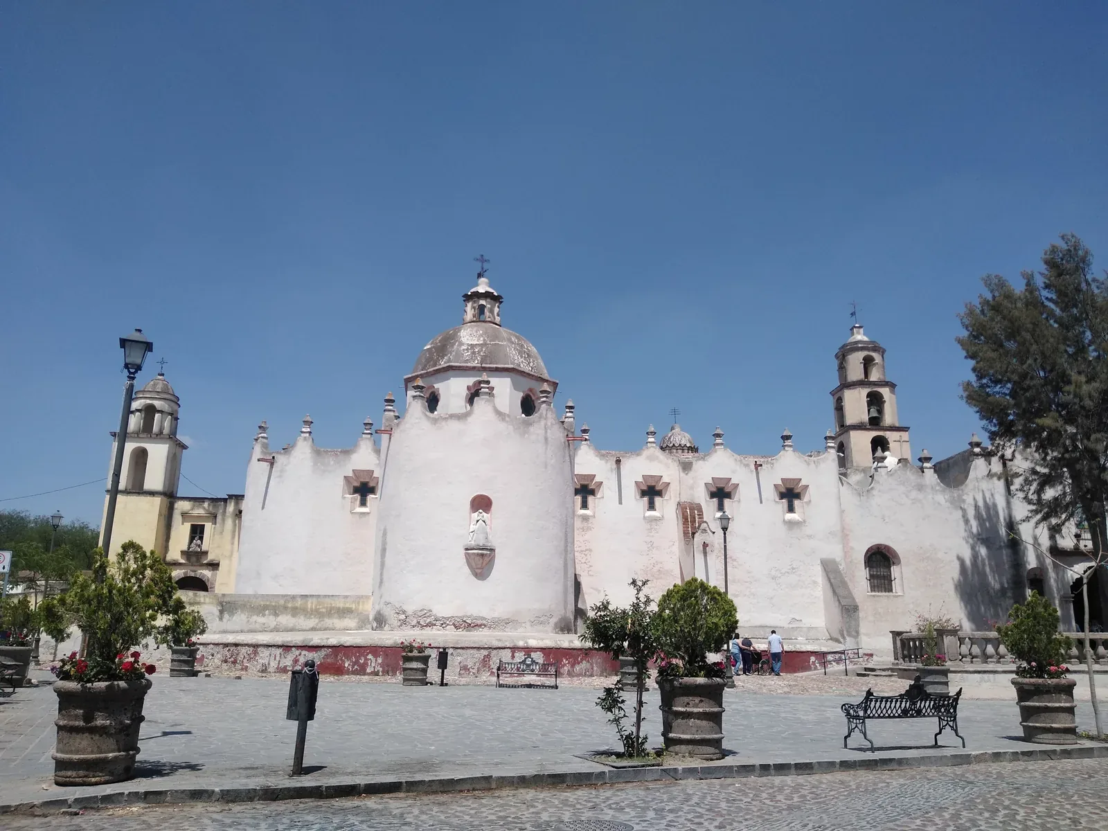 Santuario de Jesús Nazareno de Atotonilco — Fotografía tomada al exterior del Santuario de Jesús Nazareno en Atotonilco